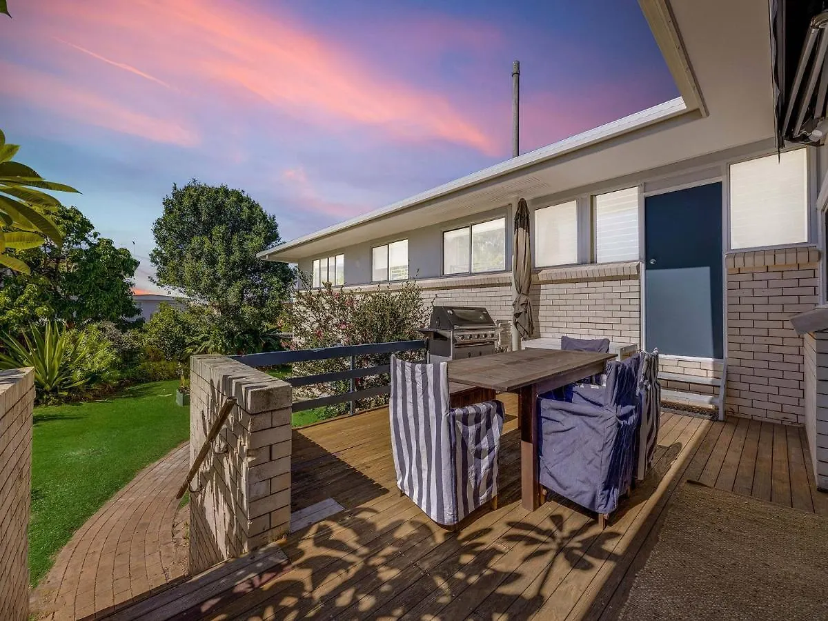 25 Oleander Avenue Shelly Beach Qld Caloundra Australia